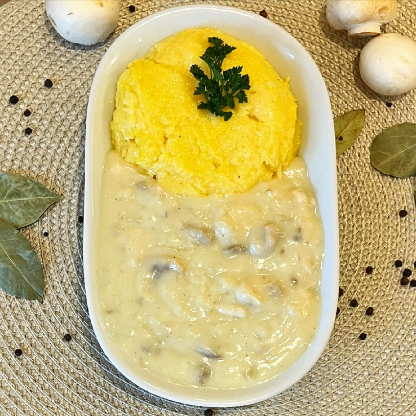 Ciulama cu pui si ciuperci