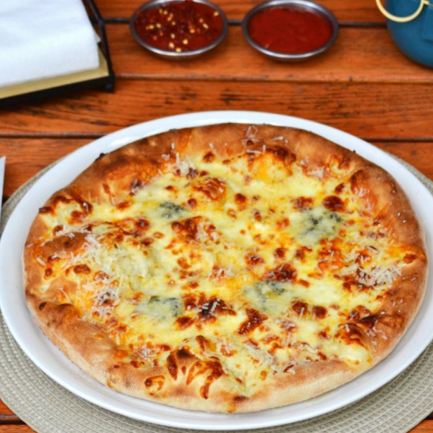 Pizza Quatro Formaggi